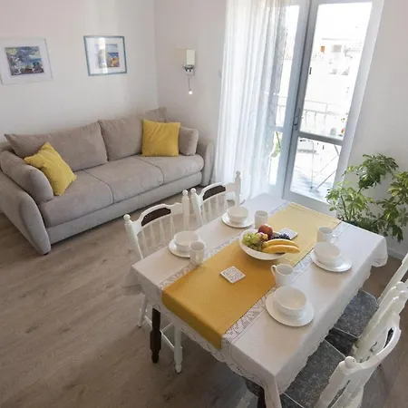 Grepo Apartman *